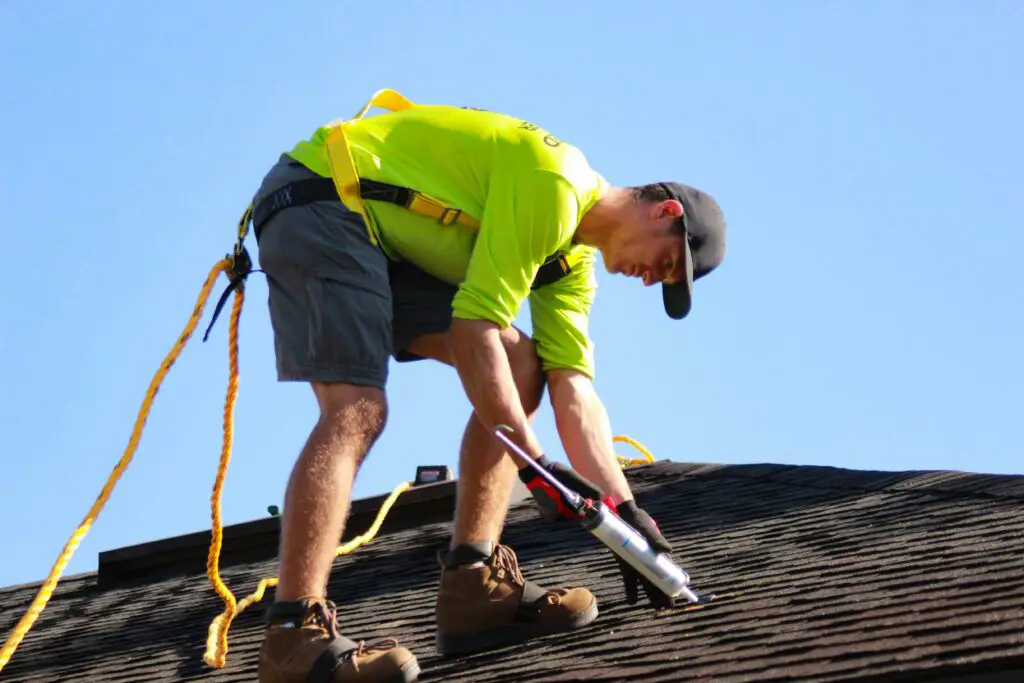 Usually, roofing mistakes are resolved through the direct action of the roofing company