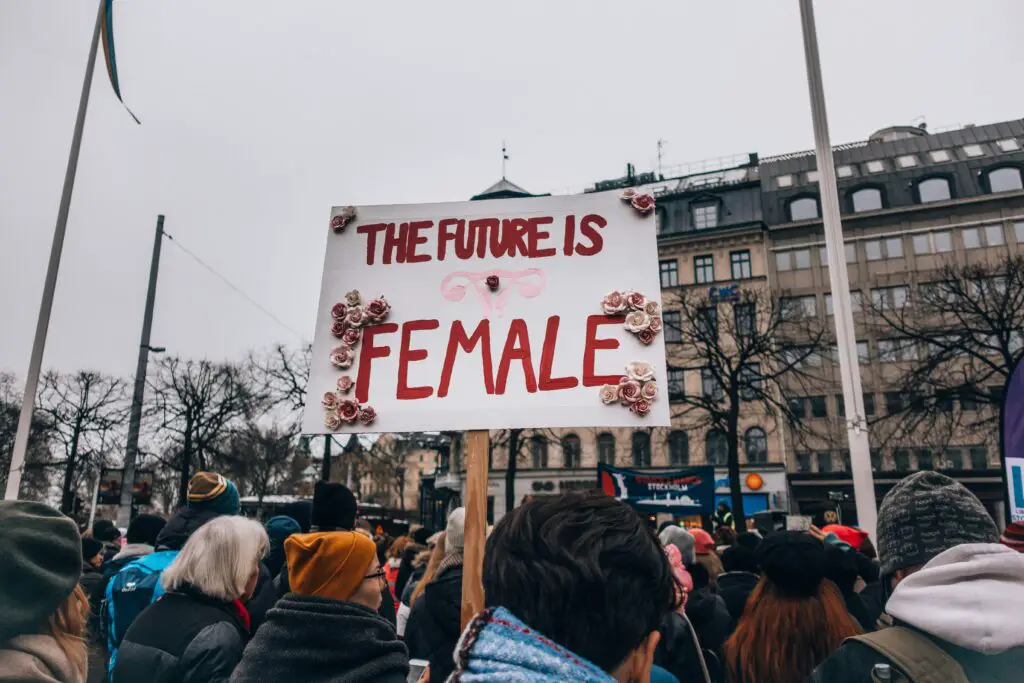 in response to "your body, my choice" and other forms of hate, women have been protesting, joining the 4B movement, and bringing awareness to the issue 